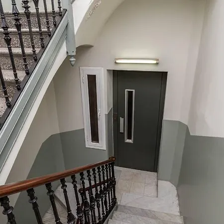 Apartment One Bedroom In City Center Barcelona